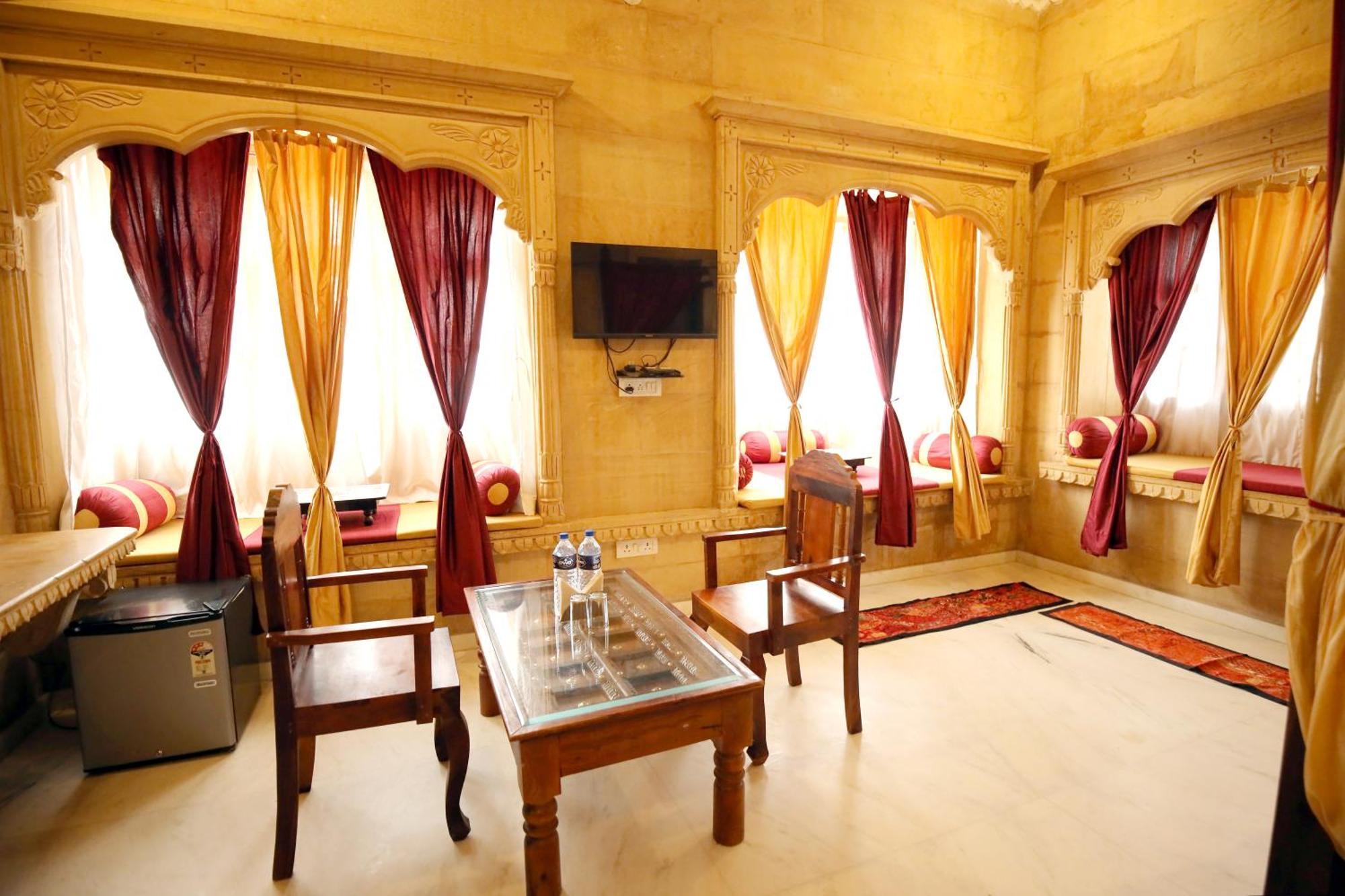 The Jaigarh Palace Jaisalmer Exterior photo
